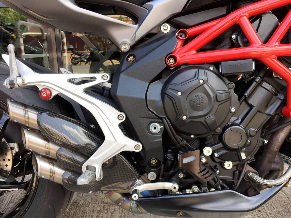 MV Agusta Brutale 800 RR (2017 - 20) (15)