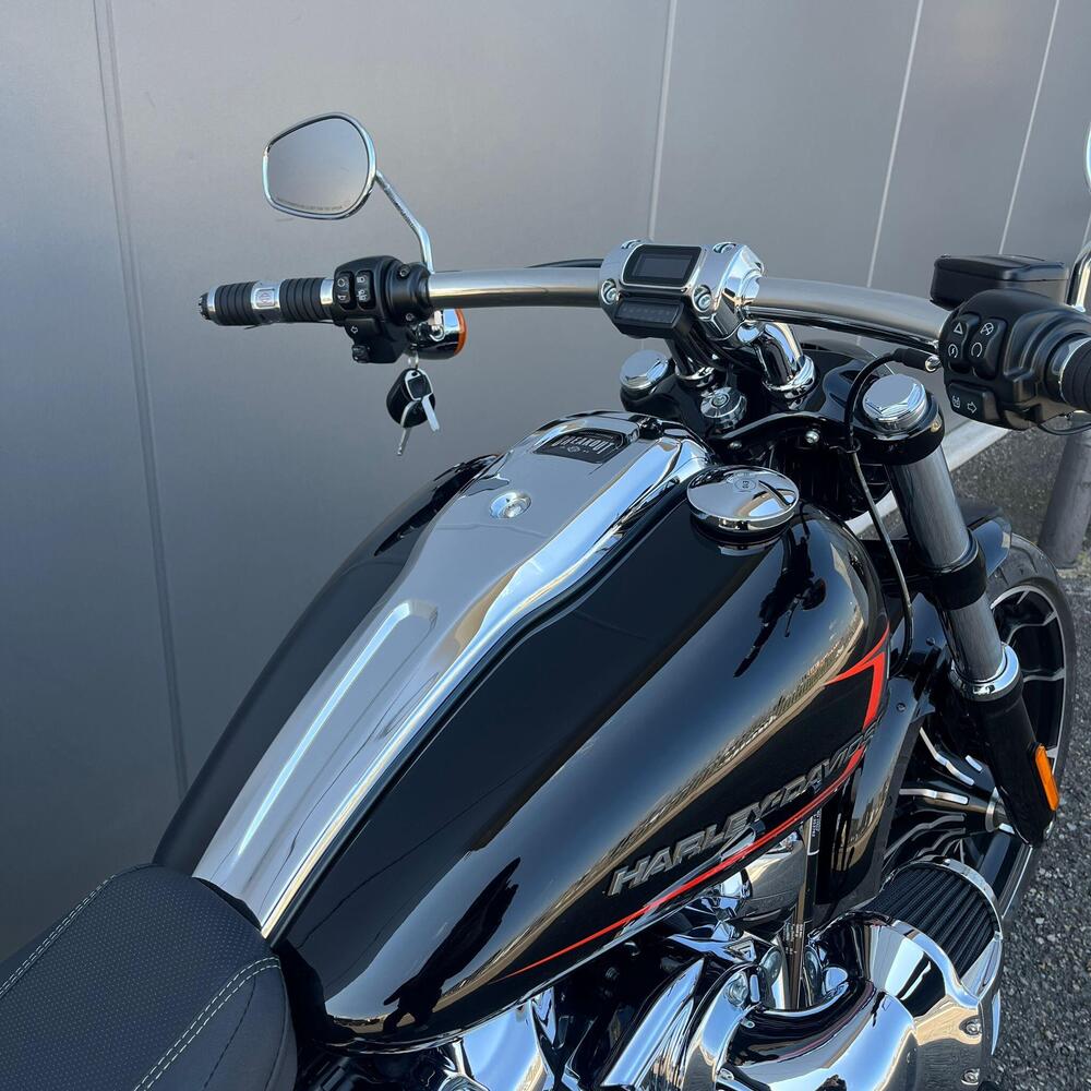 Harley-Davidson Breakout 117 (2023 - 24) (9)