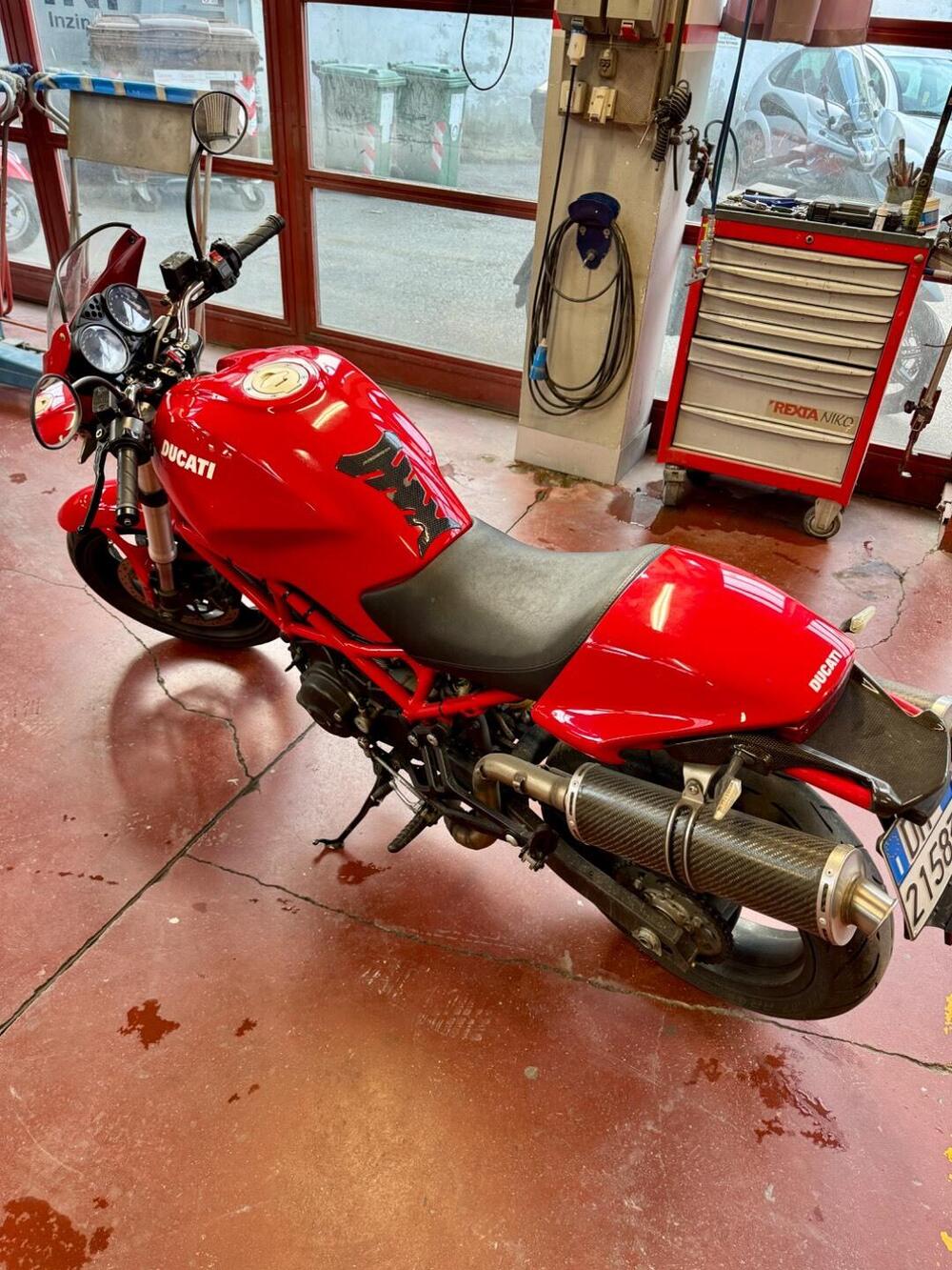 Ducati Monster 695 (2006 - 08) (2)