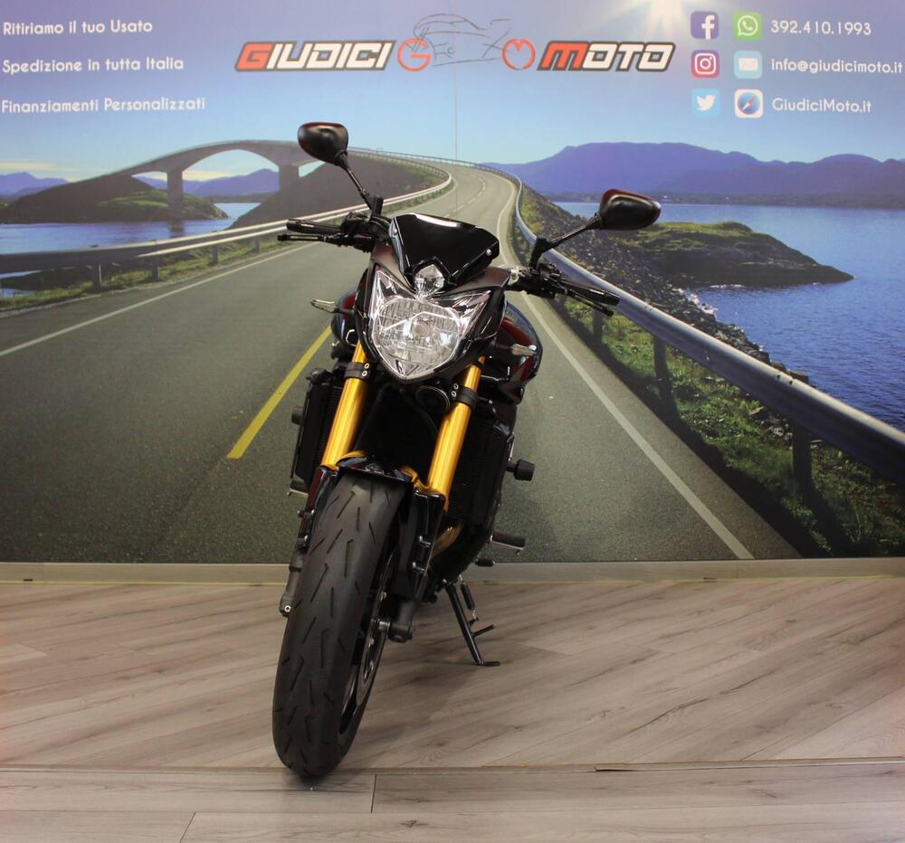 Yamaha FZ8 (2010 - 12) (2)