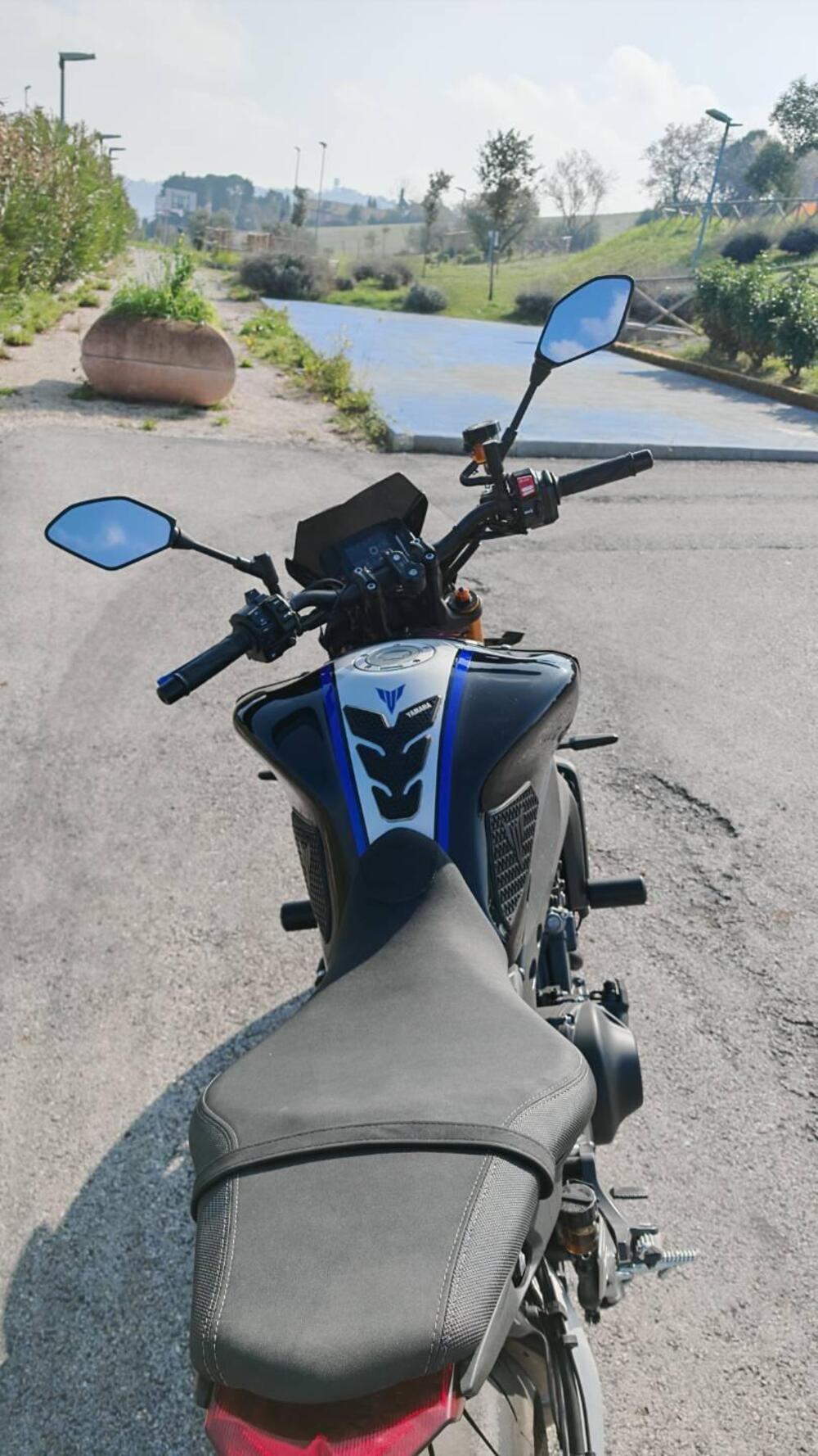 Yamaha MT-09 (2021 - 23) (2)