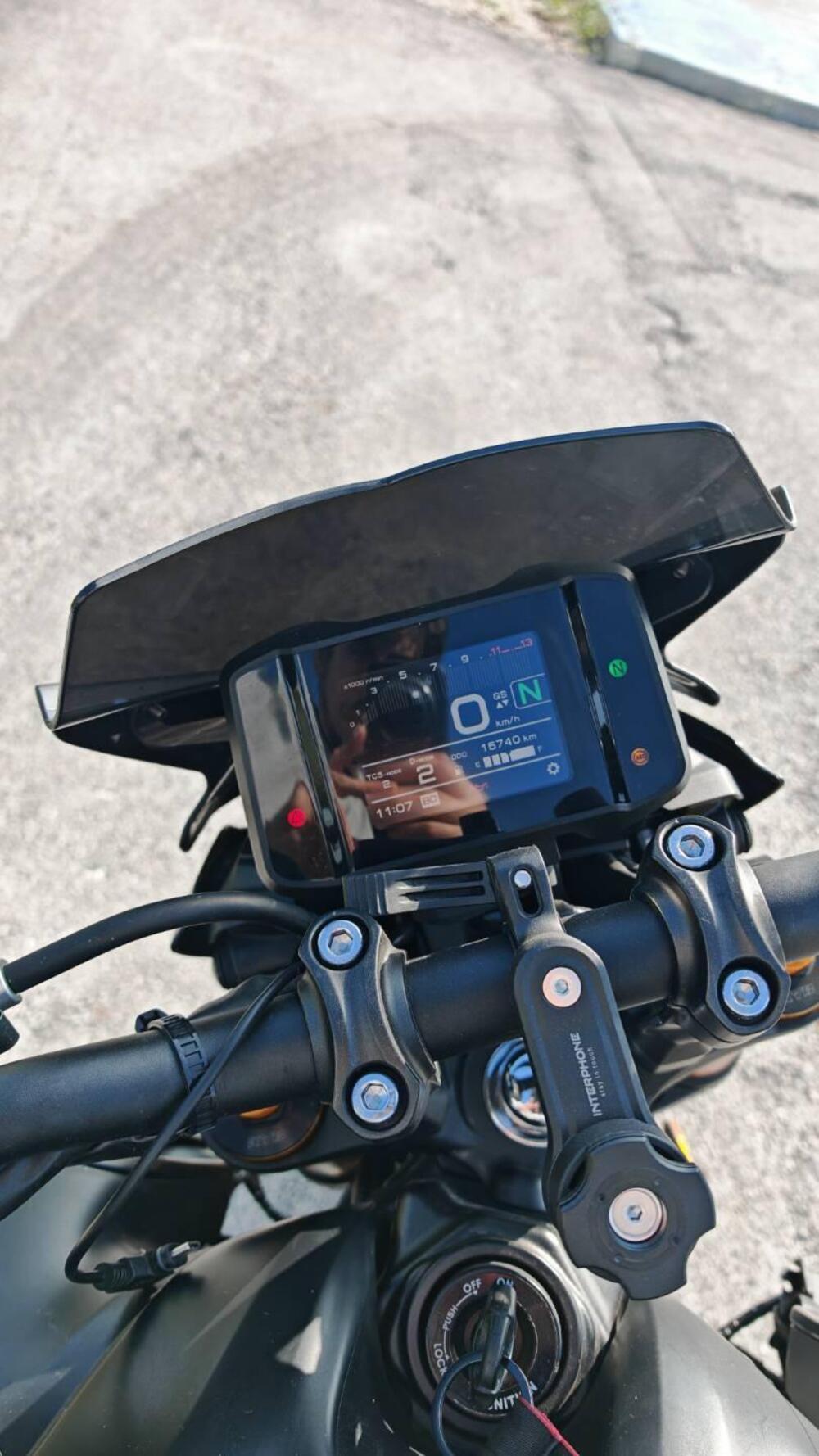 Yamaha MT-09 (2021 - 23) (4)