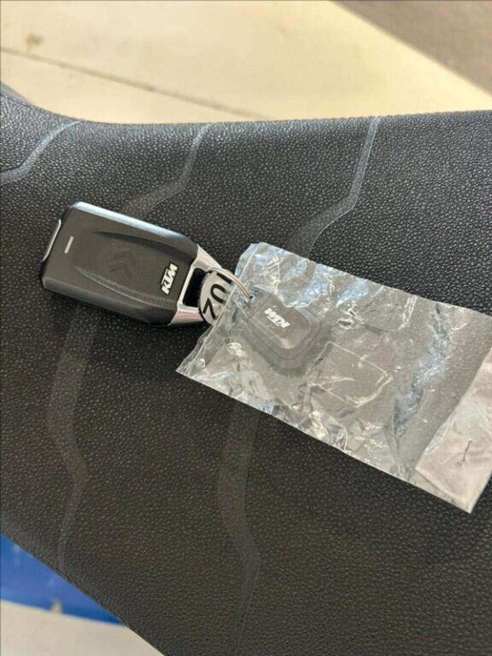 KTM 1290 Super Adventure R (2022 - 25) (8)