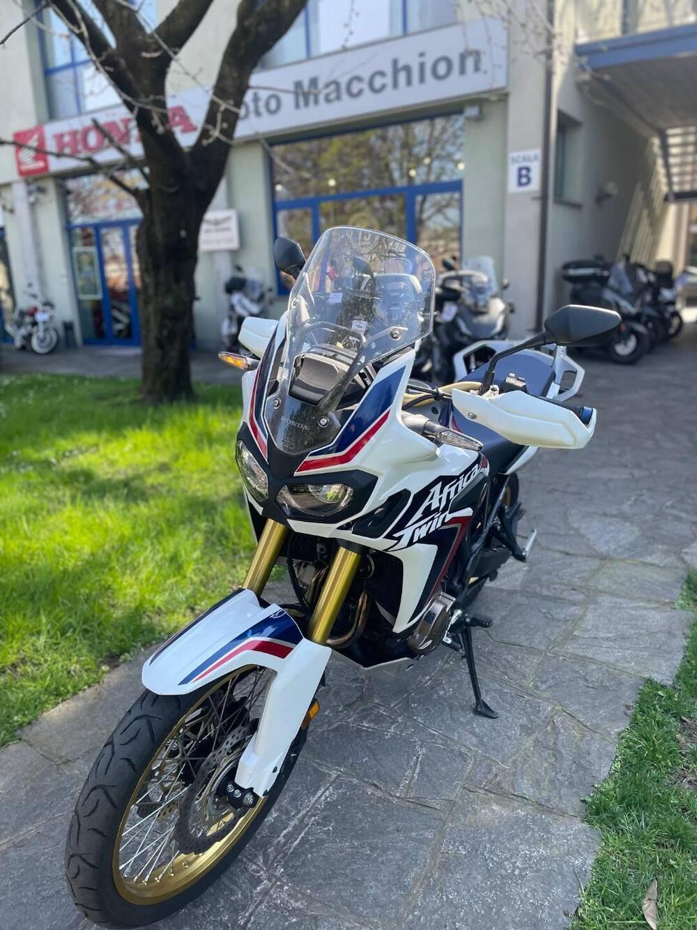 Honda Africa Twin CRF 1000L (2016 - 17) (4)