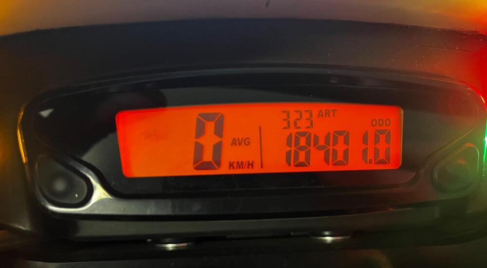 Husqvarna 701 Supermoto (2016) (2)