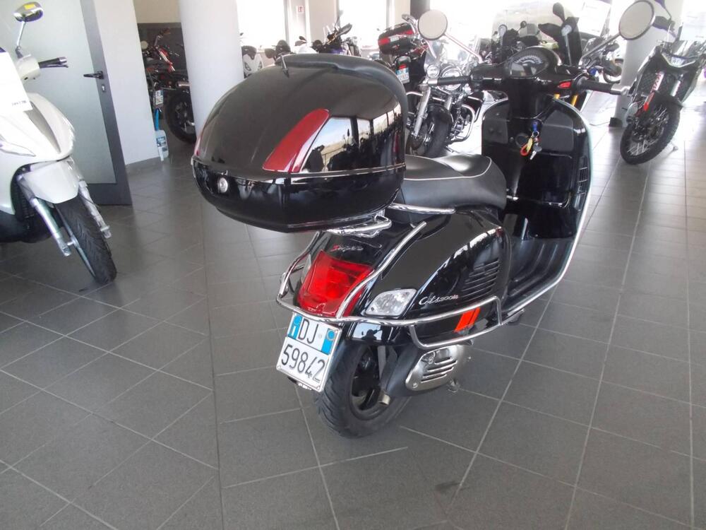 Vespa GTS 300 (2010 - 14) (2)