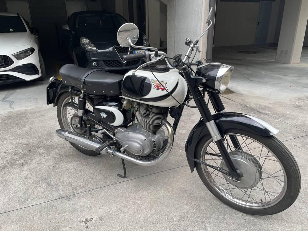 Moto Morini tresette 175 (3)