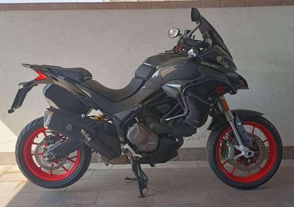 Ducati Multistrada V2 S (2022 - 24) (5)
