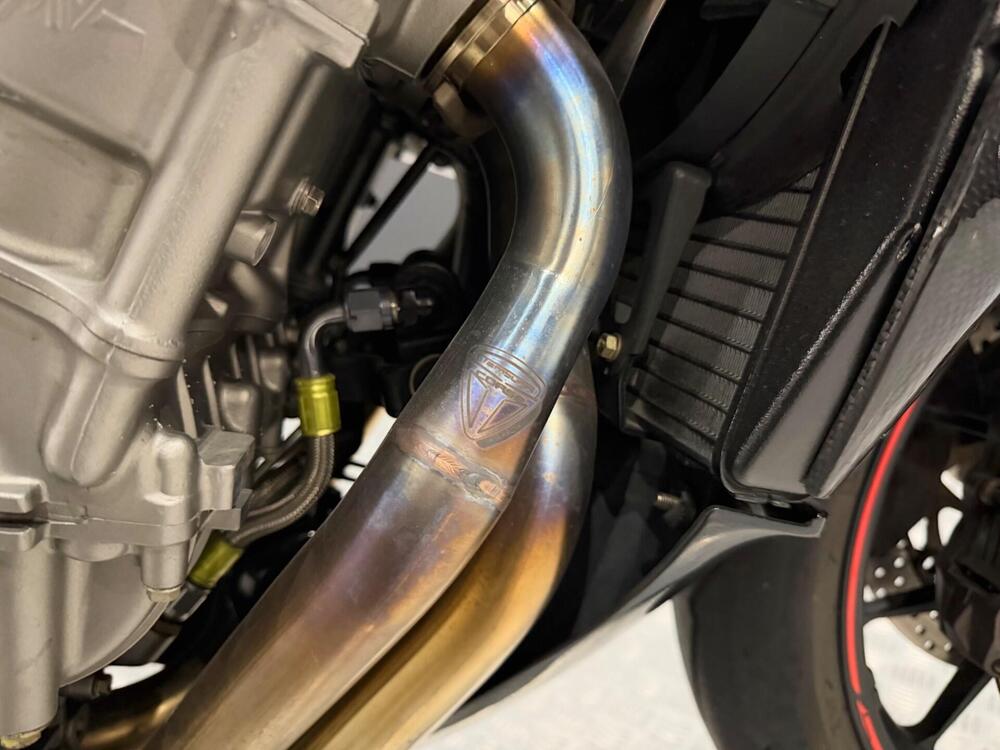 MV Agusta Brutale 910 R (2006 - 11) (14)