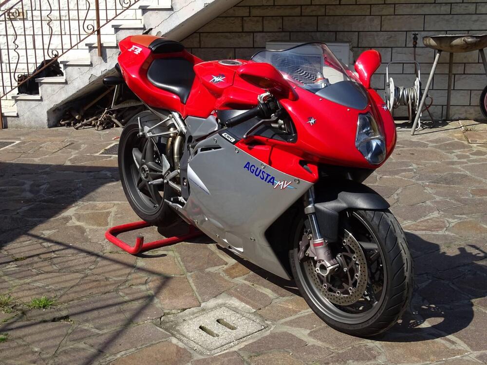 MV Agusta F4 750 S 1+1 (2000 - 02) (4)