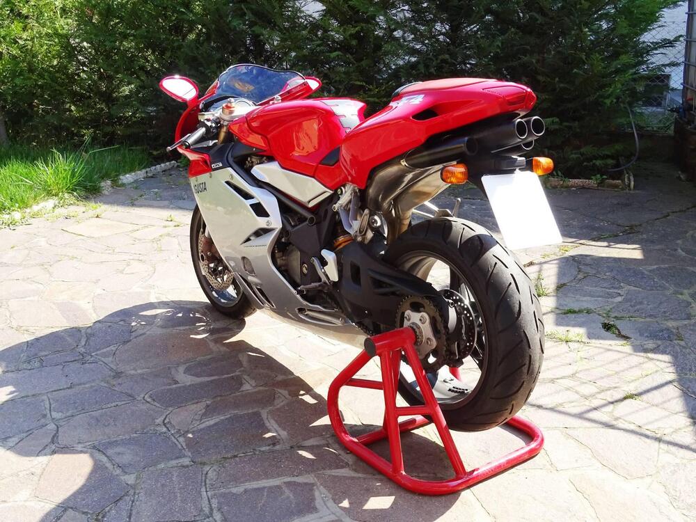 MV Agusta F4 750 S 1+1 (2000 - 02) (8)