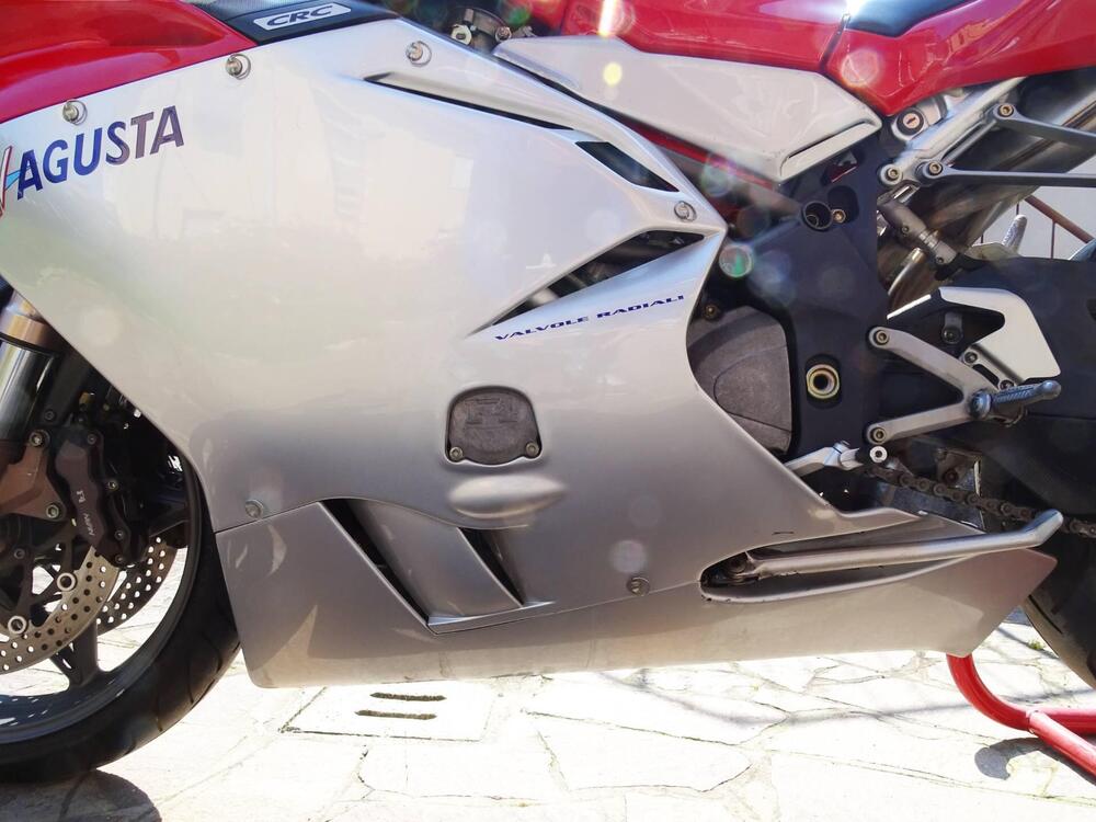 MV Agusta F4 750 S 1+1 (2000 - 02) (10)