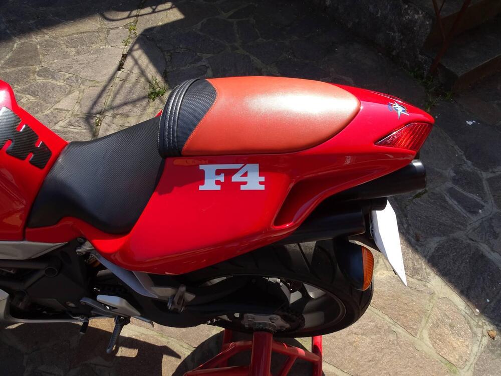 MV Agusta F4 750 S 1+1 (2000 - 02) (12)