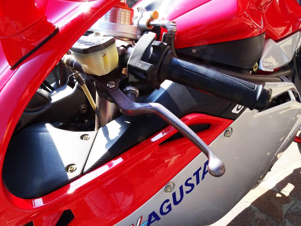 MV Agusta F4 750 S 1+1 (2000 - 02) (19)