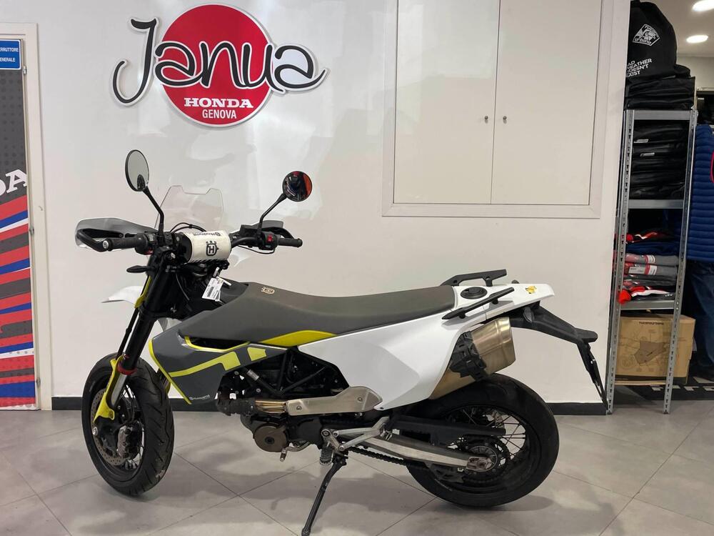 Husqvarna 701 Supermoto (2023 - 25)