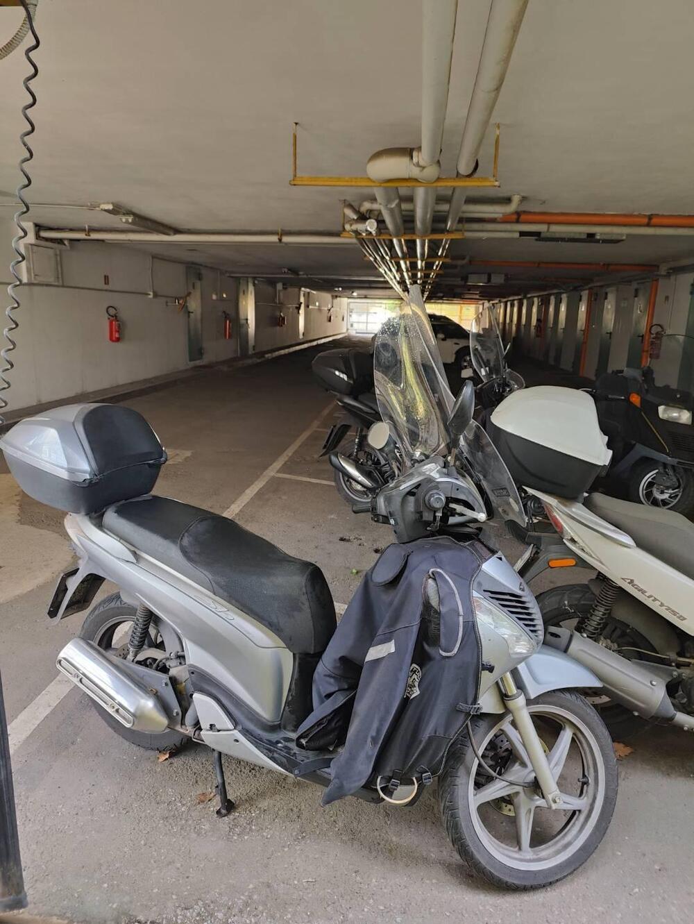 Honda SH 125 i (2009 - 12) (4)