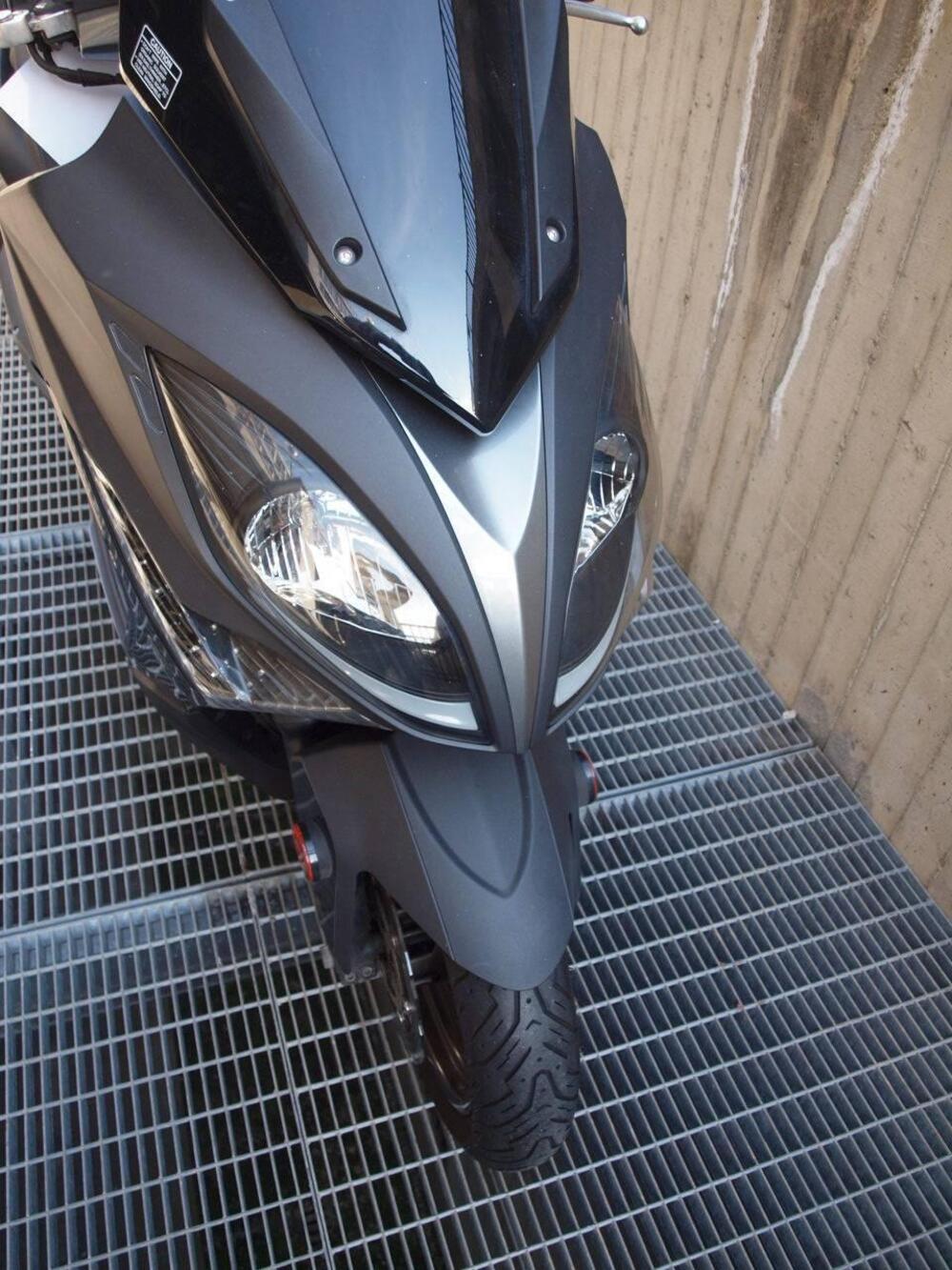 Kymco Xciting 400i ABS (2012 - 17) (2)