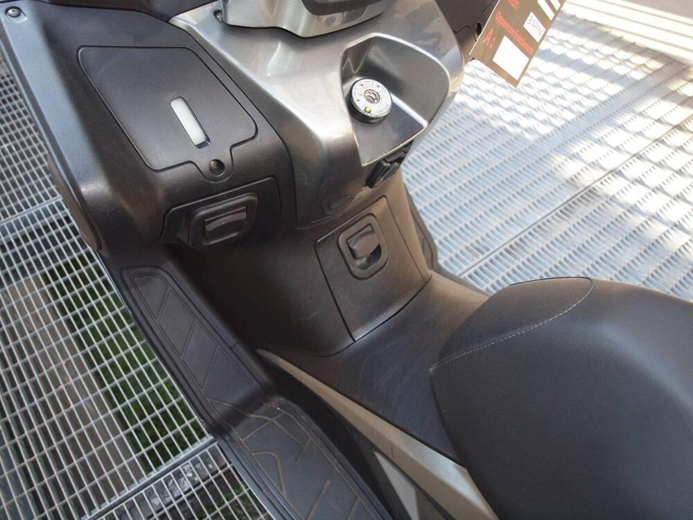 Kymco Xciting 400i ABS (2012 - 17) (7)