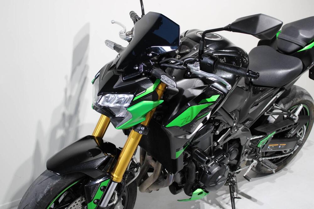 Kawasaki Z 900 SE (2022 - 24) (8)