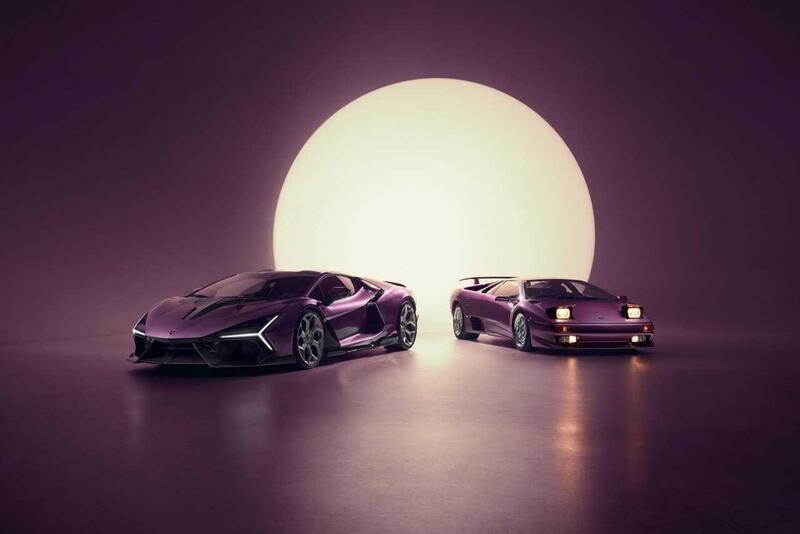 Lamborghini Revuelto e la Diablo SE 30