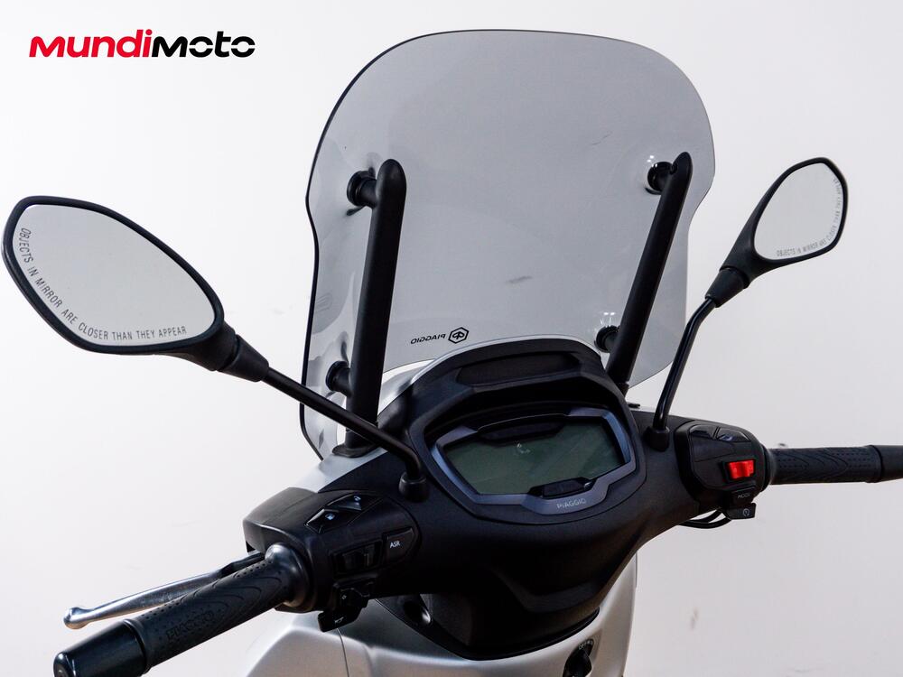 Piaggio Beverly 400 S (2025 - 26) (11)