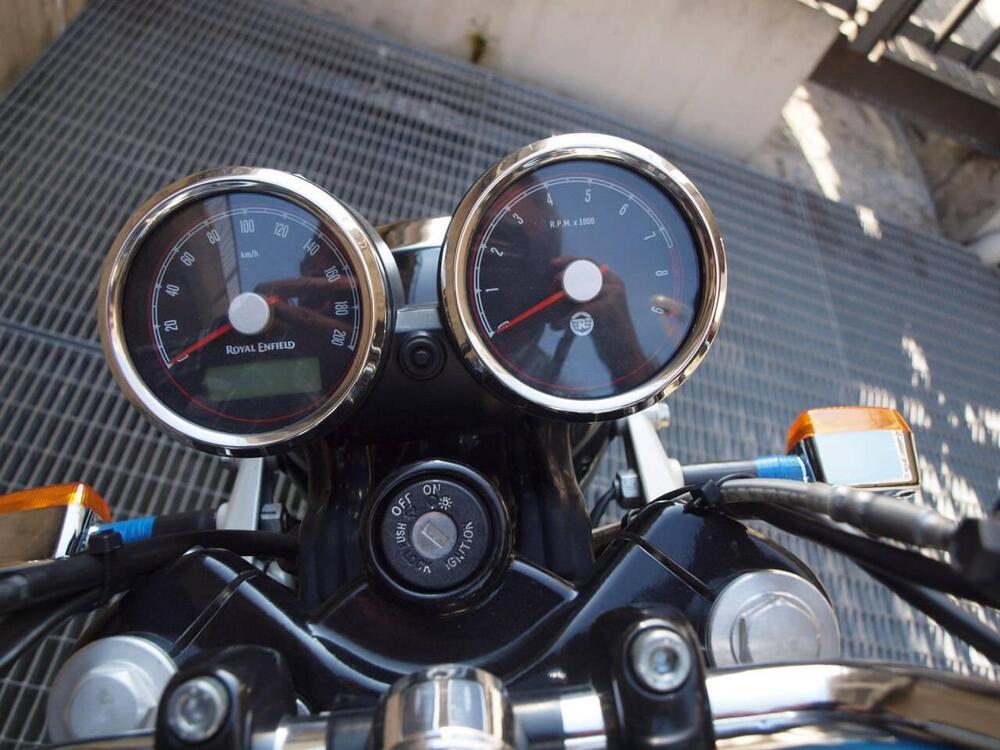 Royal Enfield Interceptor 650 (2021 - 26) (6)