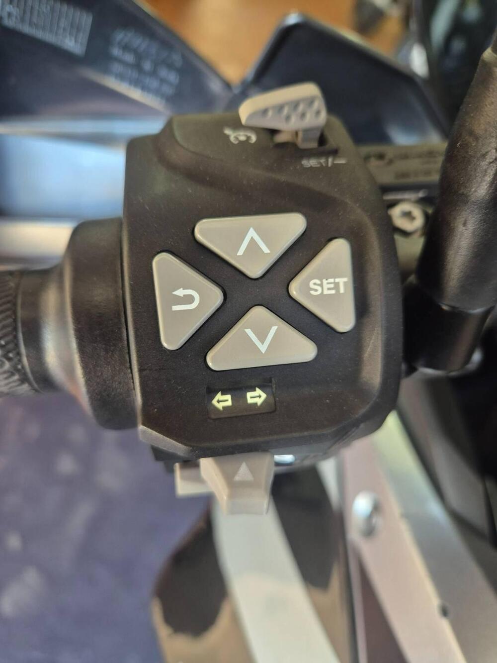 KTM 1290 Super Adventure S (2017 - 20) (7)