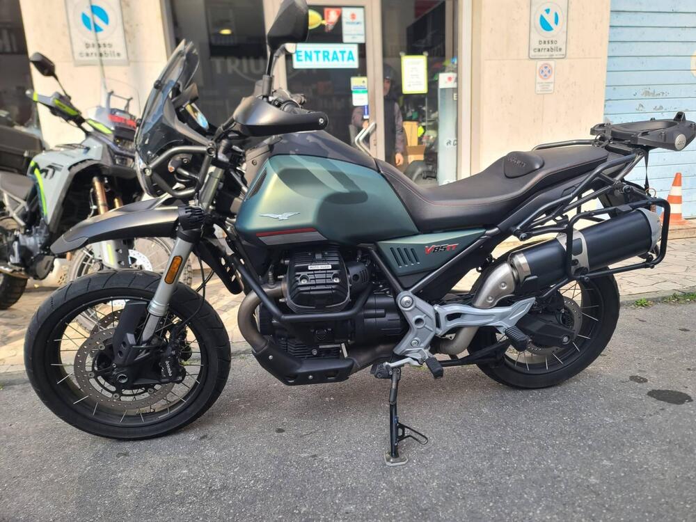Moto Guzzi V85 TT (2021 - 23) (3)