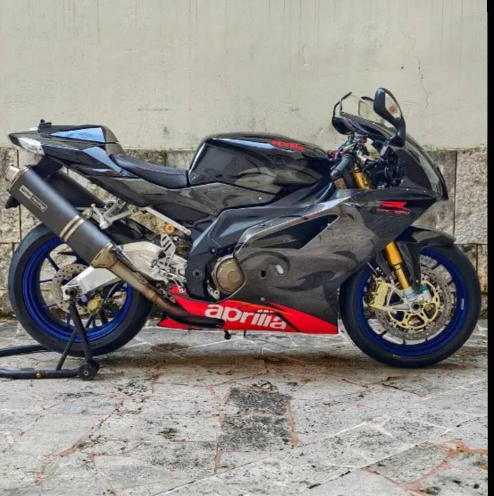 Aprilia RSV 1000 R Factory (2004 - 05)