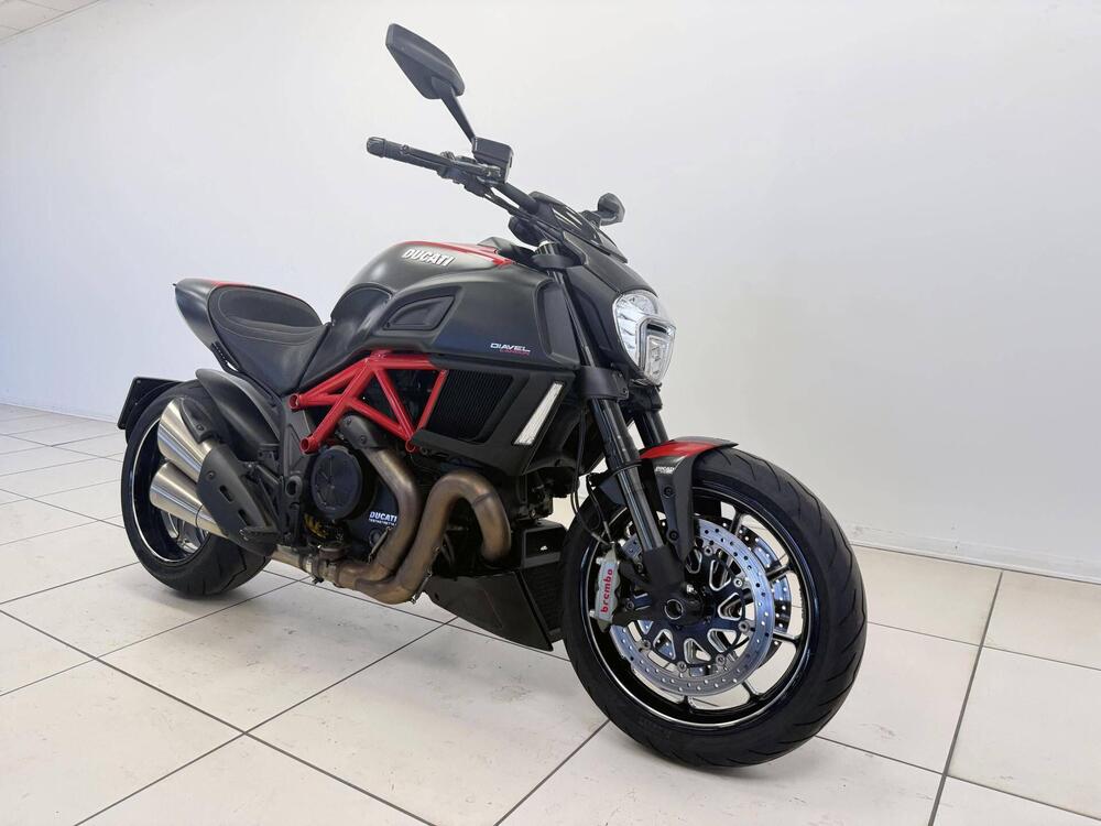 Ducati Diavel 1200 (2014 - 16) (4)