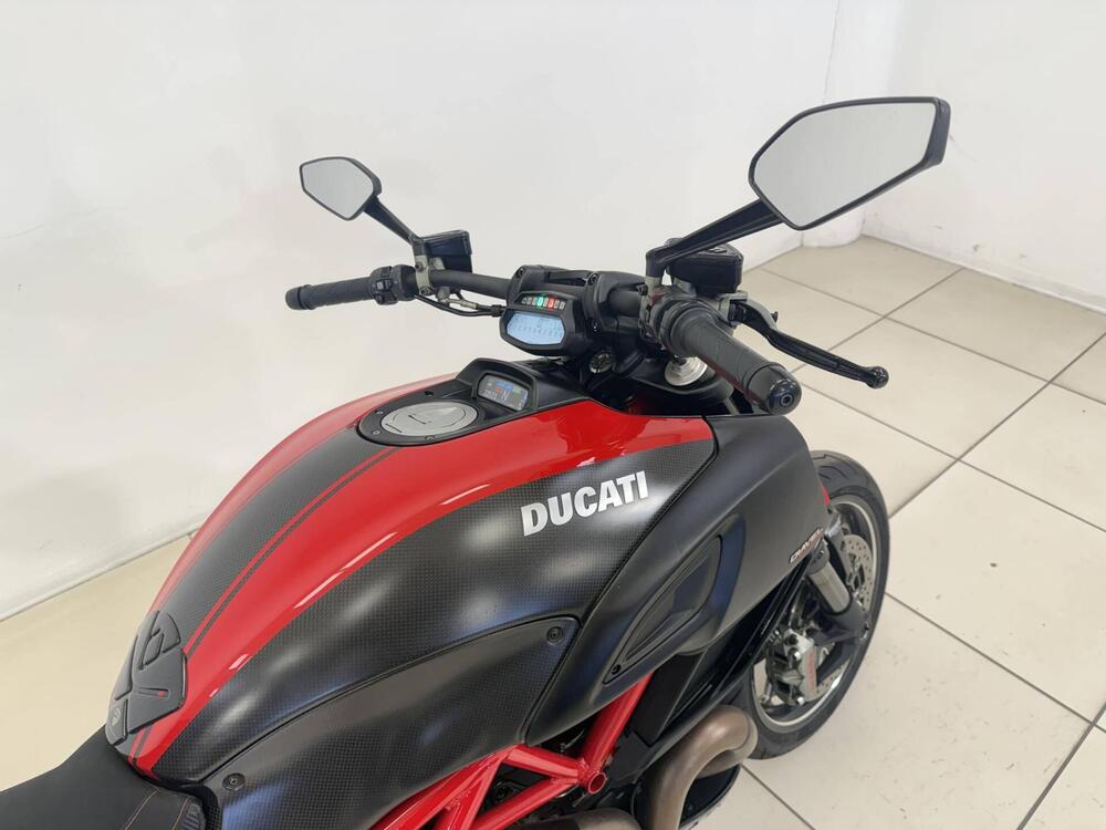 Ducati Diavel 1200 (2014 - 16) (8)