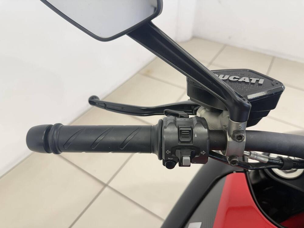 Ducati Diavel 1200 (2014 - 16) (10)