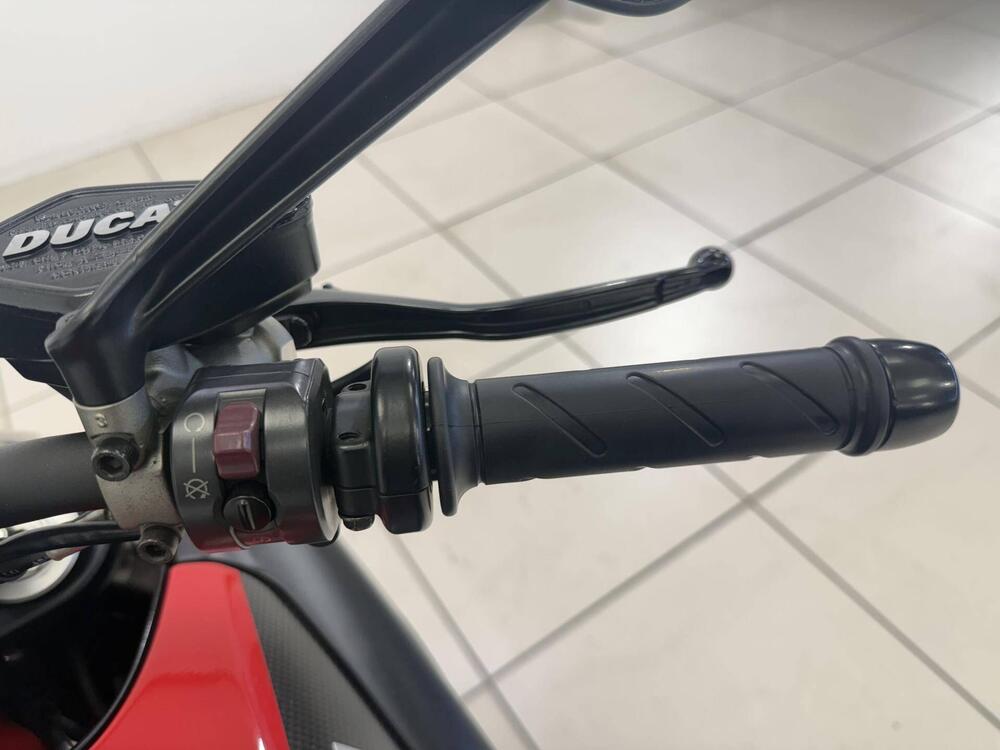 Ducati Diavel 1200 (2014 - 16) (11)