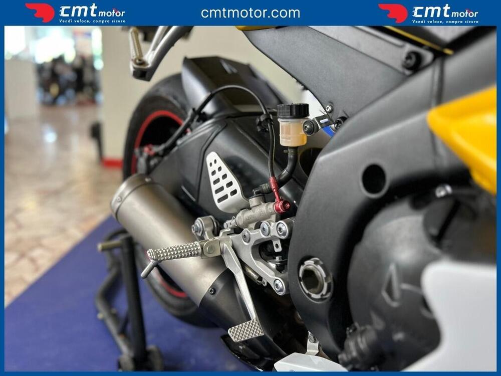 Yamaha YZF R6 (2008 - 09) (7)