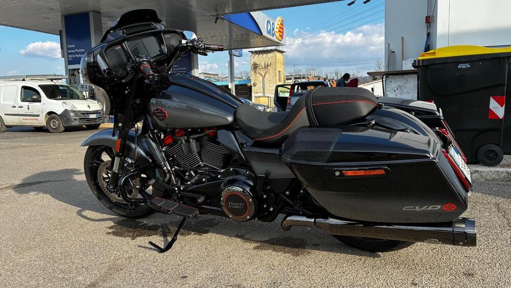Harley-Davidson CVO Street Glide (2025) (6)