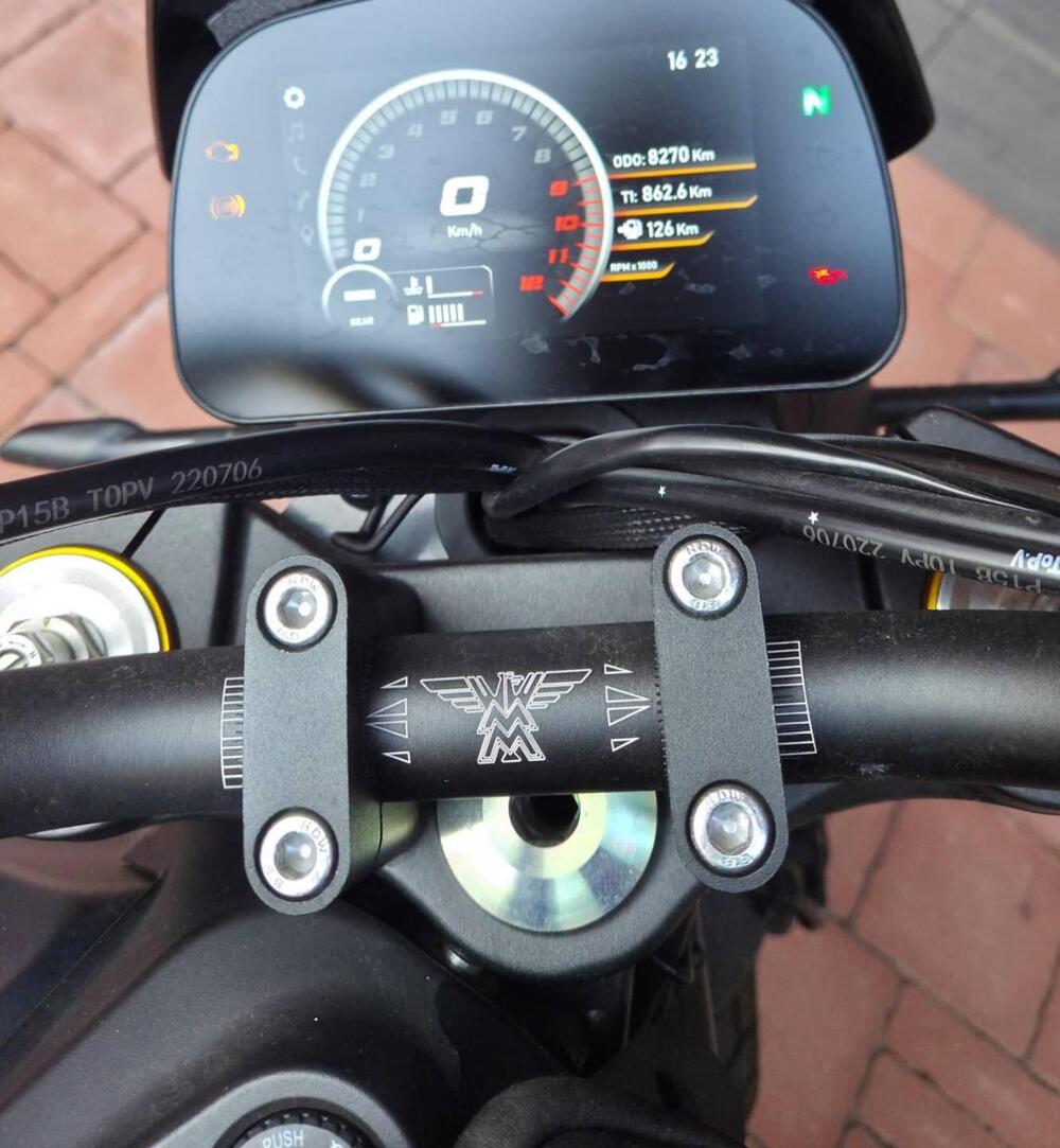 Moto Morini SEIEMMEZZO SCR (2022 - 26) (3)