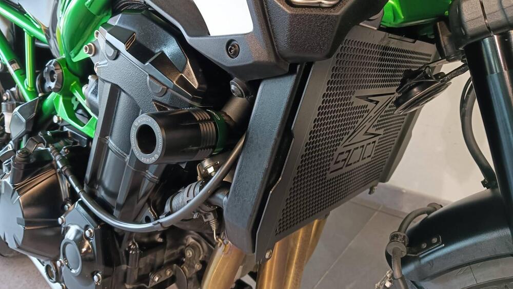 Kawasaki Z 900 Performance (2025 - 26) (7)