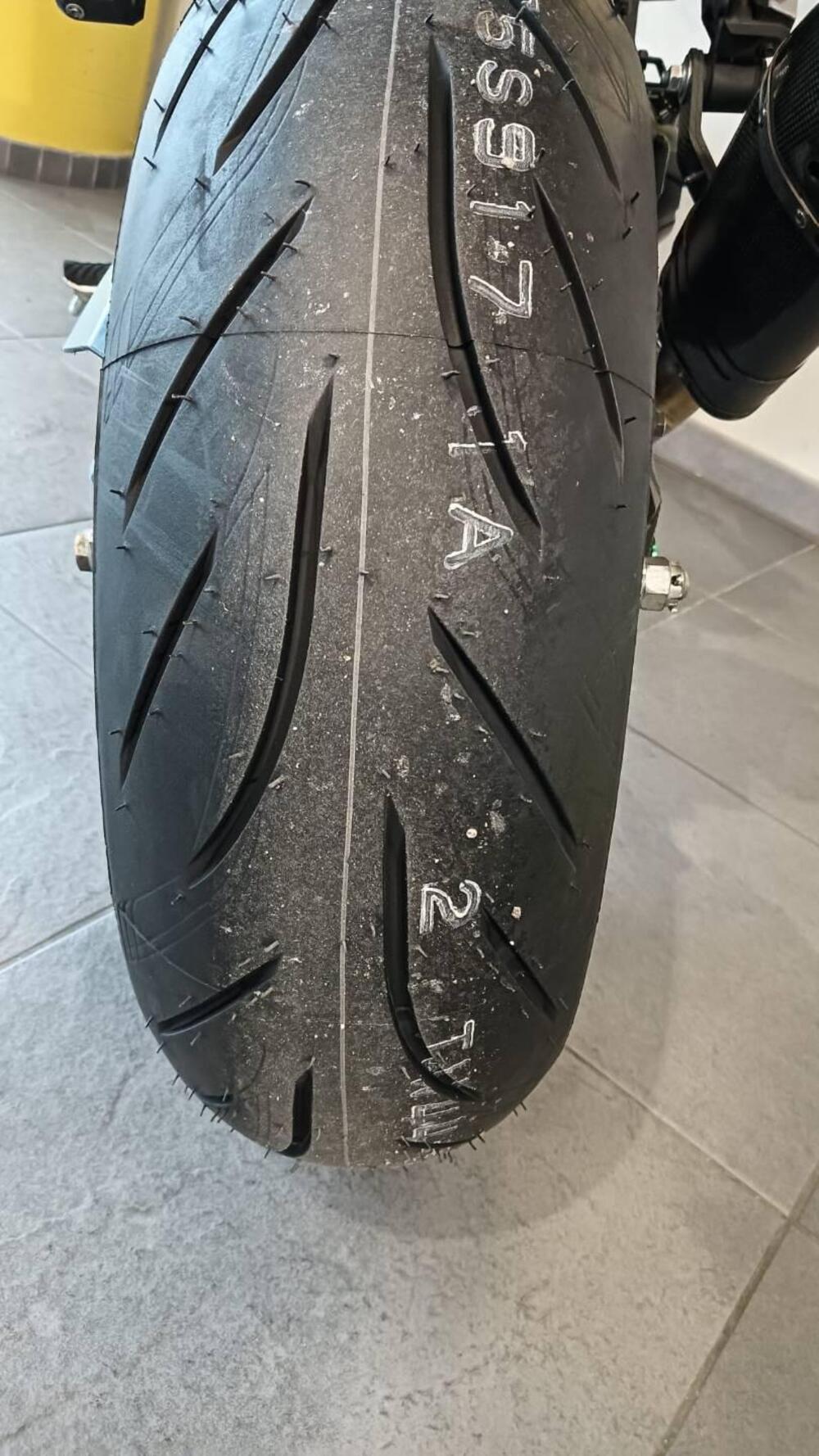 Kawasaki Z 900 Performance (2025 - 26) (12)