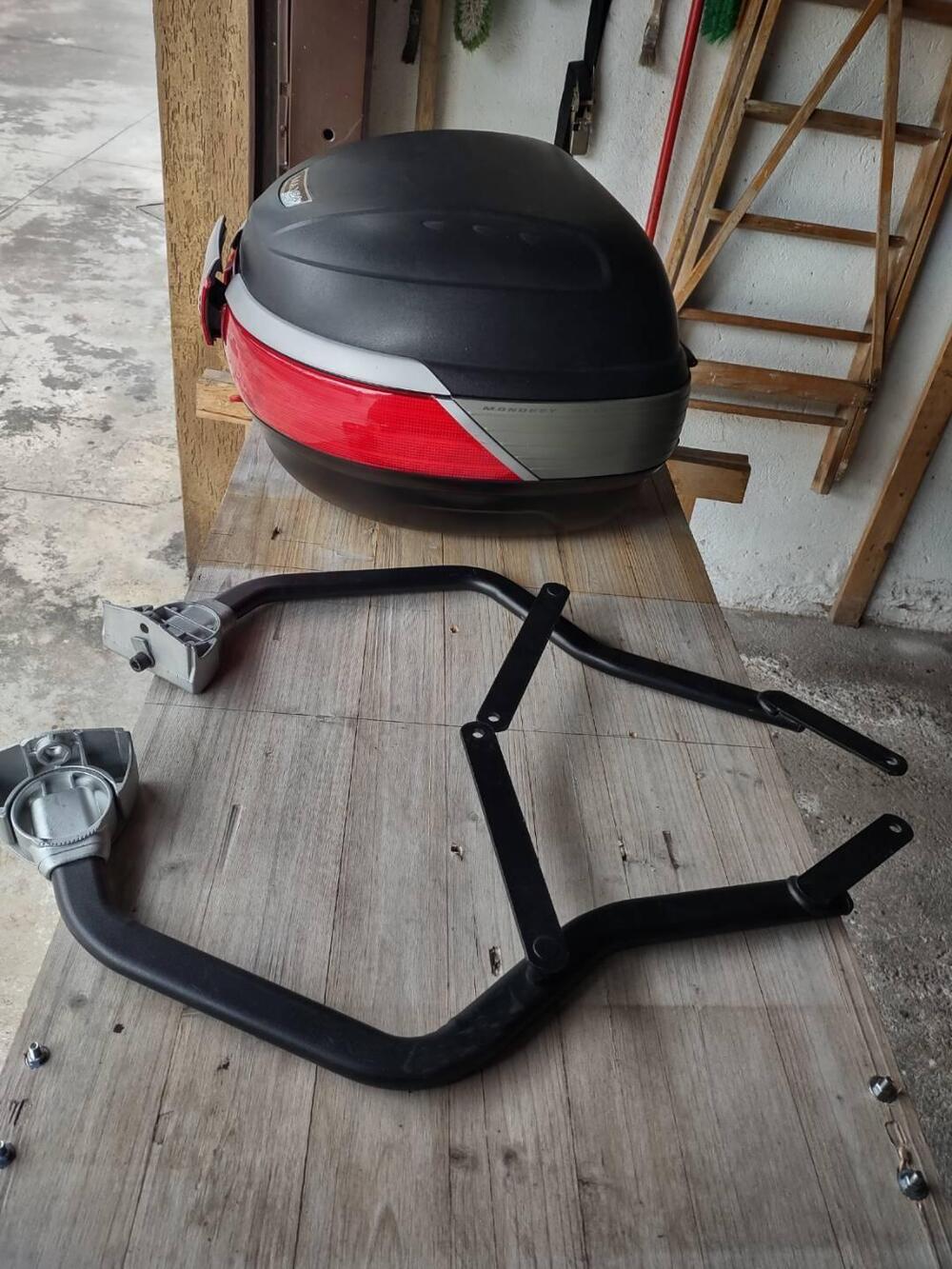 bauletto e attacchi givi (3)