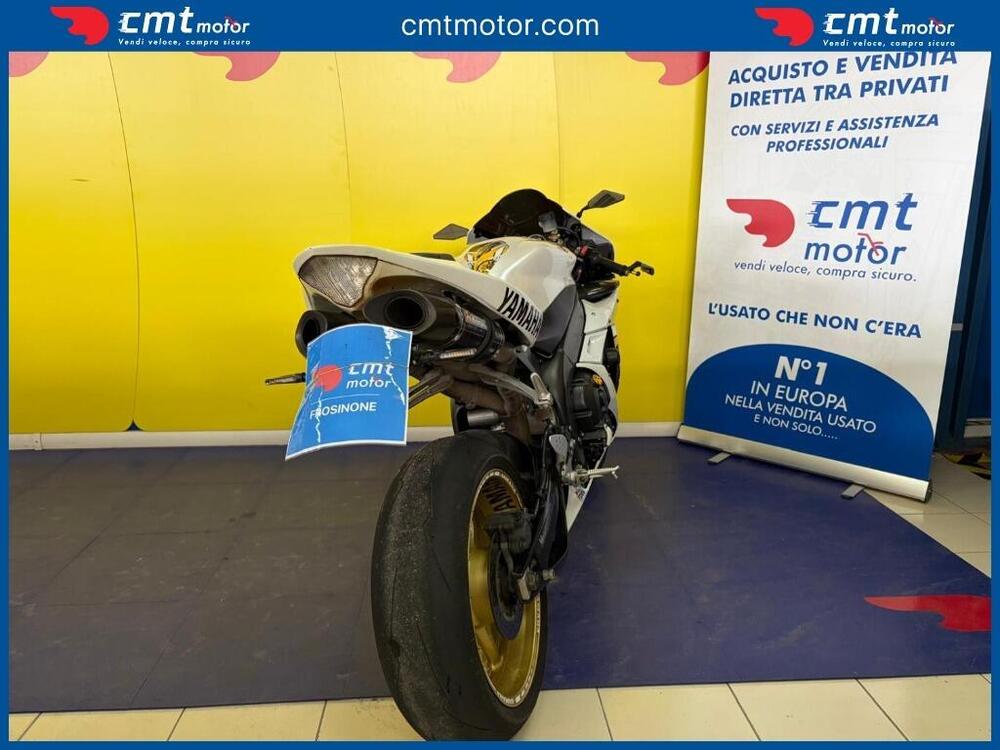 Yamaha YZF R1 (2004 - 05) (4)