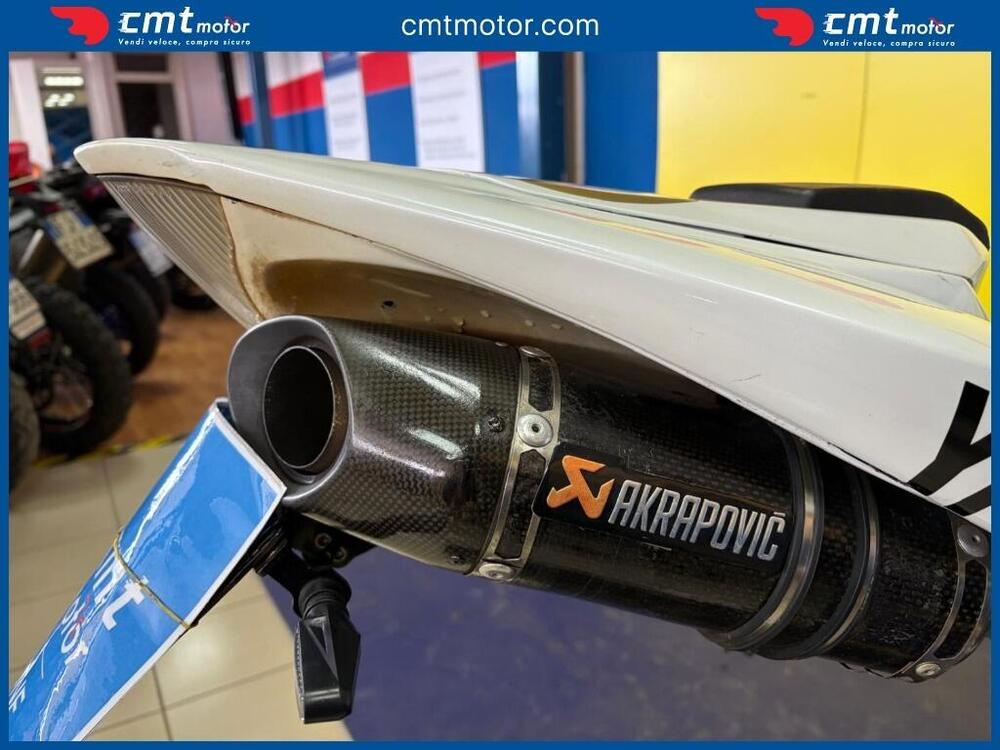 Yamaha YZF R1 (2004 - 05) (7)