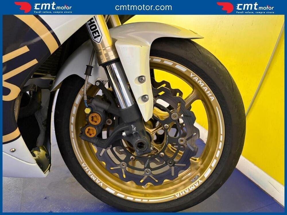 Yamaha YZF R1 (2004 - 05) (8)