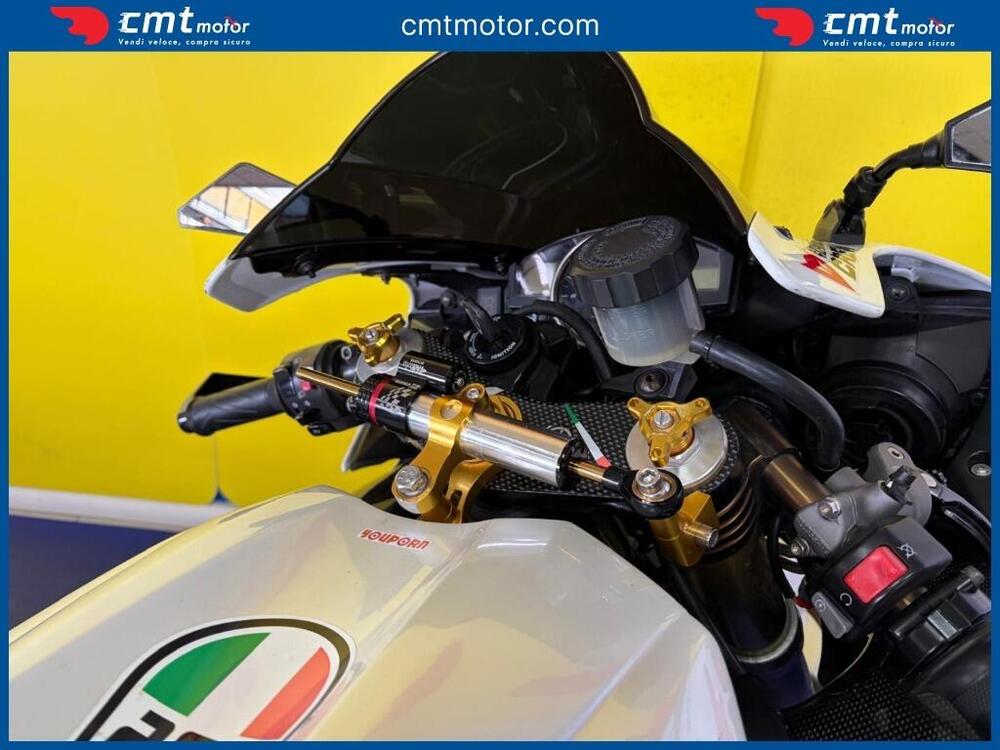 Yamaha YZF R1 (2004 - 05) (9)