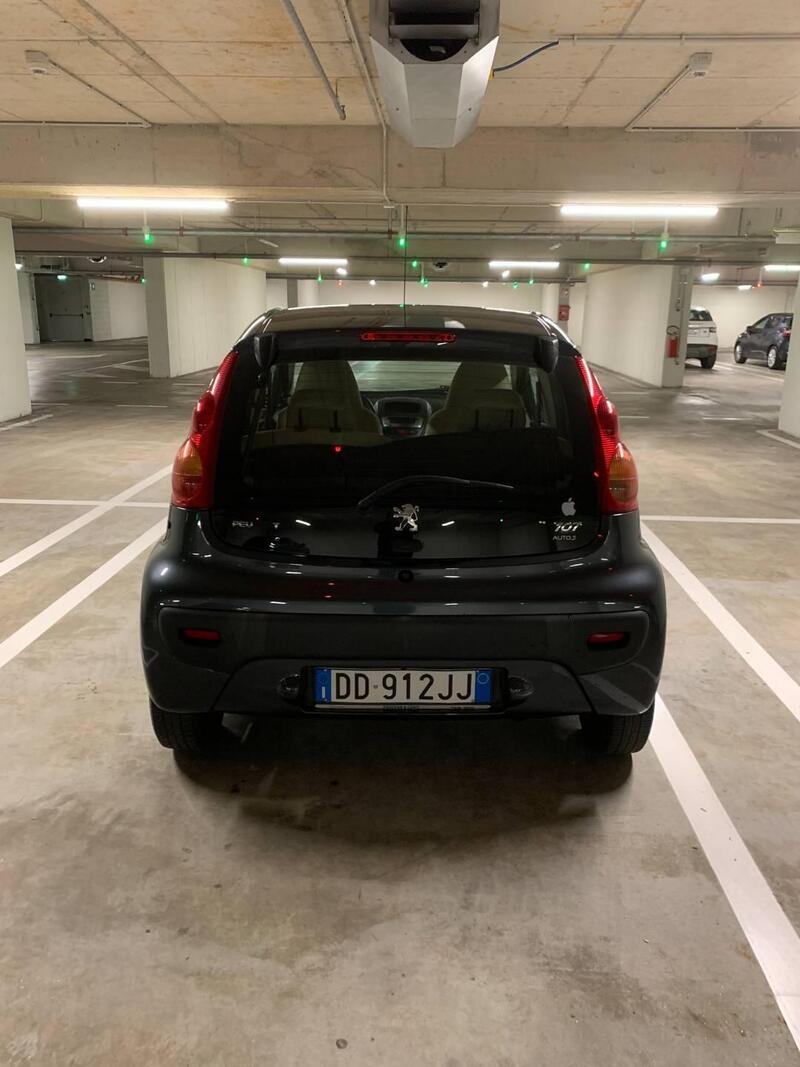 Peugeot 107 usata a Trieste (9)