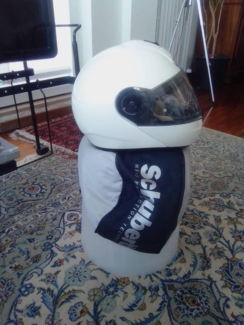 Casco modulare Schuberth Helmets (2)