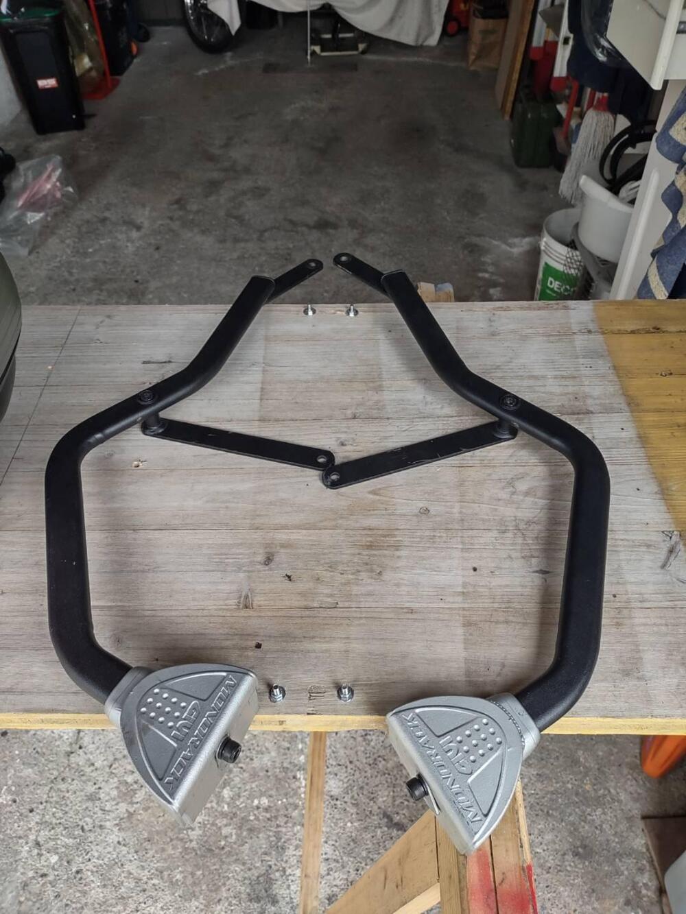 bauletto e attacchi givi (5)