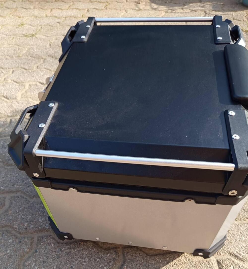 Bauletto in alluminio 55 L Wwertyy (4)