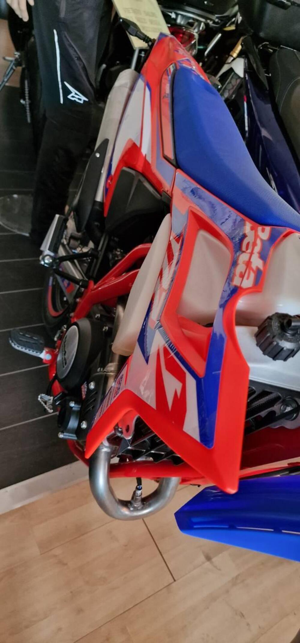 Betamotor RR 125 4T Motard R (2025 - 26) (2)