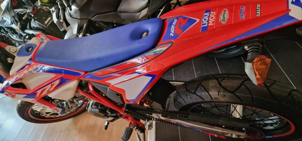 Betamotor RR 125 4T Motard R (2025 - 26) (4)