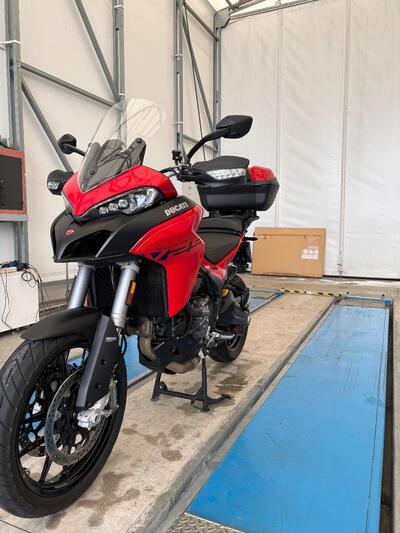 Ducati Multistrada V2 S (2022 - 24) usata